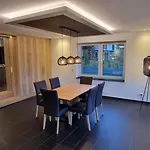 Apartment Upland Lounge *