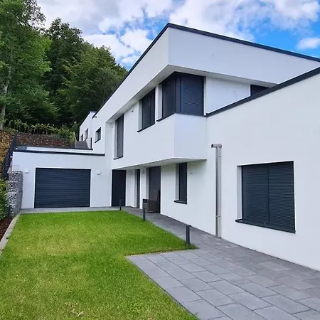 Upland Lounge דירה *