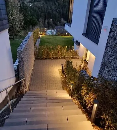 Upland Lounge וילינגן