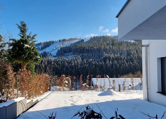 Upland Lounge Apartment *